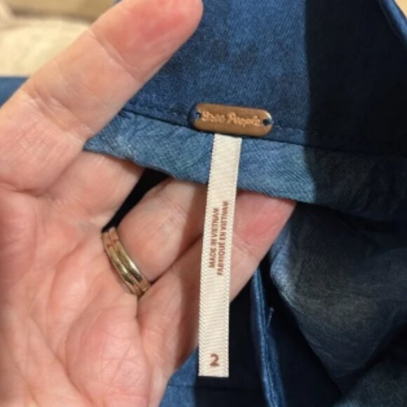 NWT sz 2 Free People tie dye blue mini skirt crinkle fabric side zip silky flowy - Picture 6 of 6